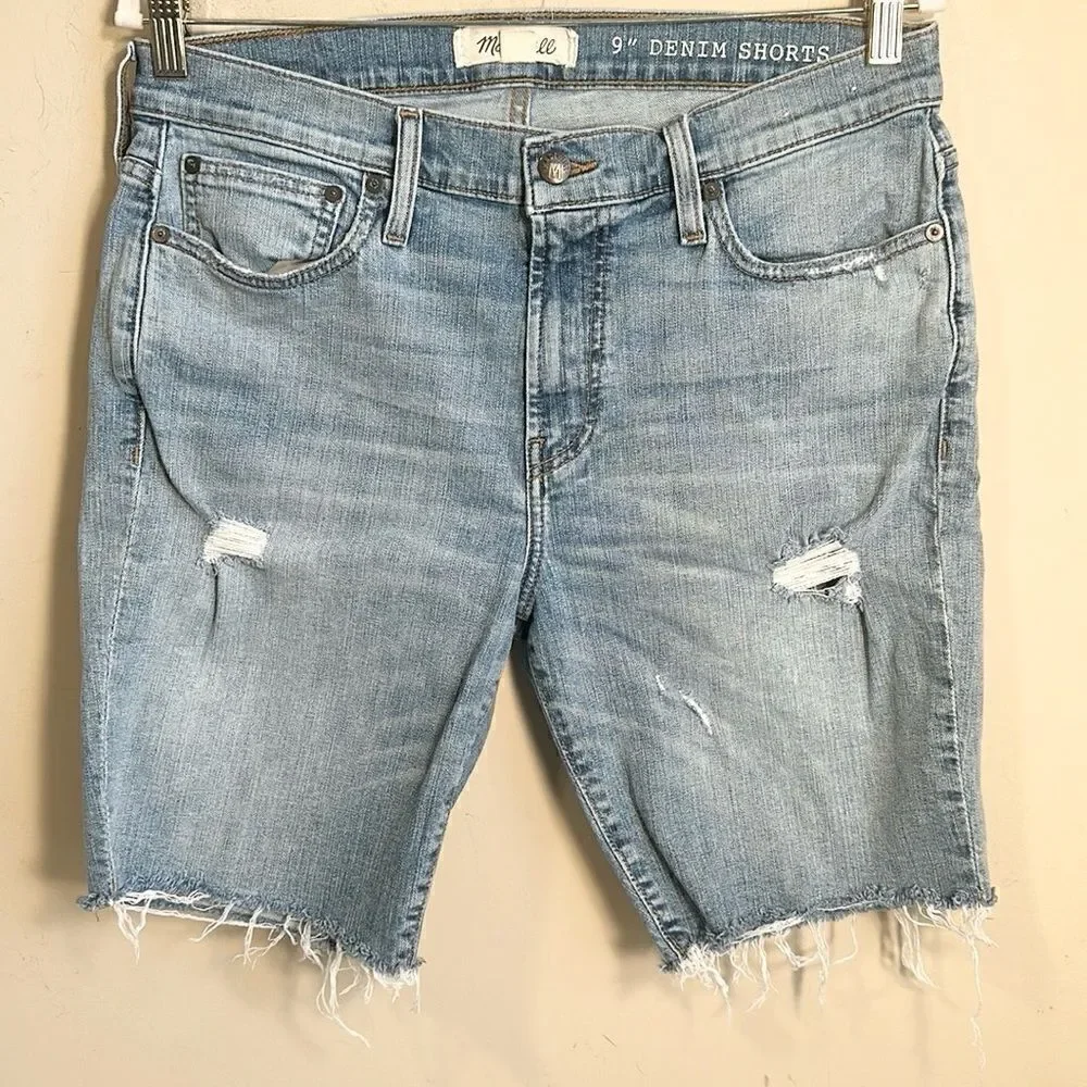 Madewell Denim 9” Women’s Distressed Shorts 31